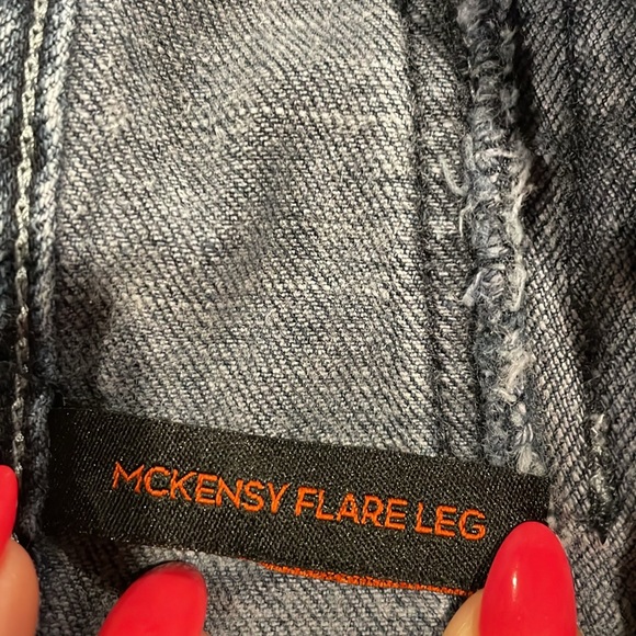 Guess Jeans with Bling - waist 27 - Picture 6 of 10